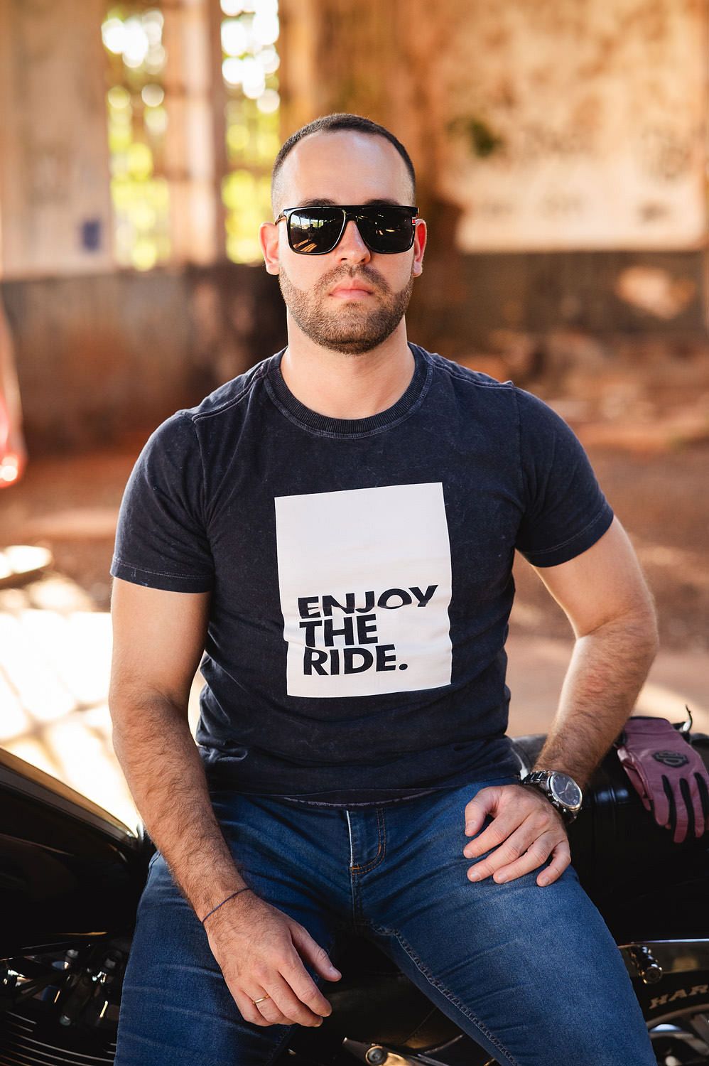 Camiseta Masculina - Enjoy